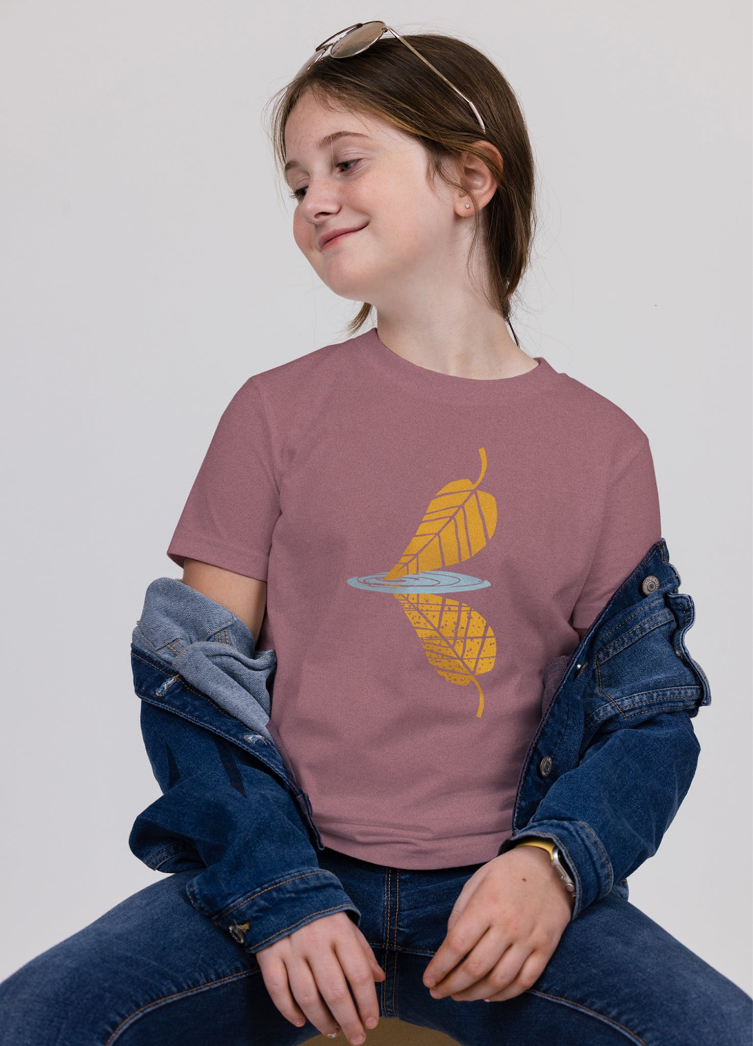 kid's fall t-shirt with leaf design